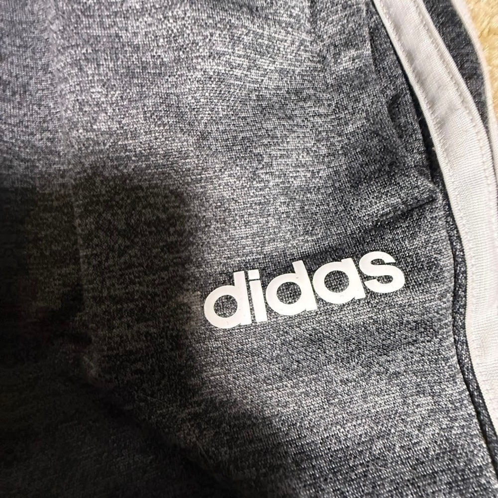 Adidas Jogger Pants Men's M Gray Heather 3 Stripe Athletic Sweatpants - Picture 4 of 8